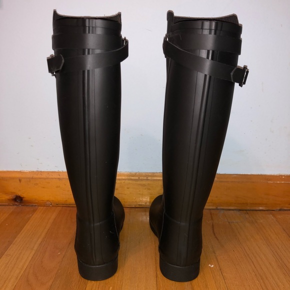 Hunter Tall Waterproof Rain Boot - Picture 3 of 7